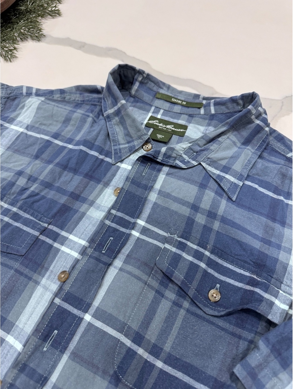 Eddie Bauer Mens XL Blue Plaid Button Up Shirt Classic Fit Long Sleeve Casual